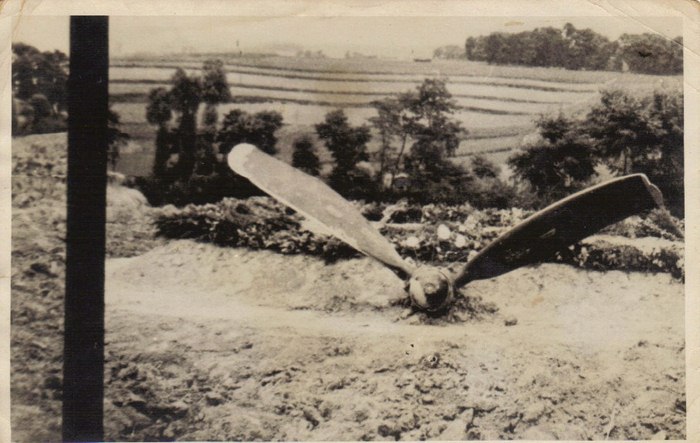 Communial grave marker.jpg