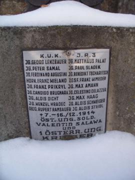 Cmentarz w Zoni zimÂą (7).JPG
