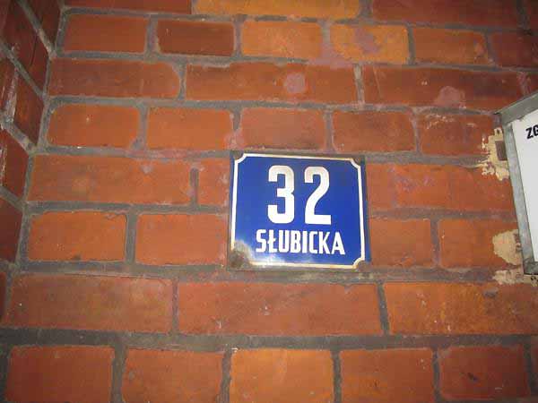 WrocÂław LSR - ul. SÂłubicka 32.jpg