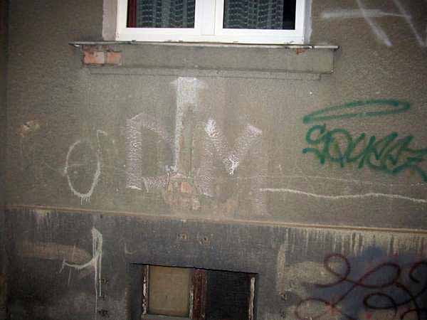 WrocÂław LSR - ul. Ignacego ÂŁukasiewicza 8 (1).jpg