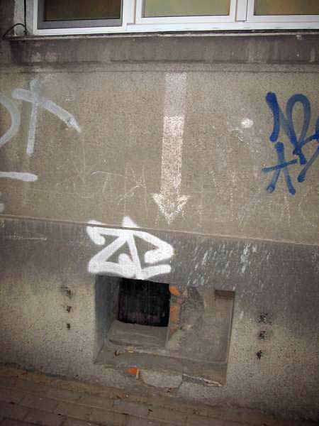 WrocÂław LSR - ul. Mariana Smoluchowskiego 34 (1).jpg